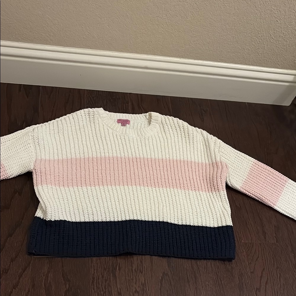 Francesca's Collections Pink and White Crew Neck Sweater